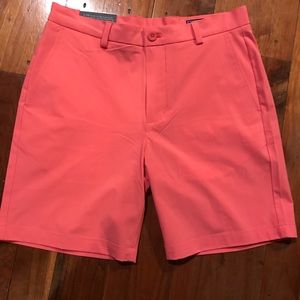 Vineyard vine men’s shorts